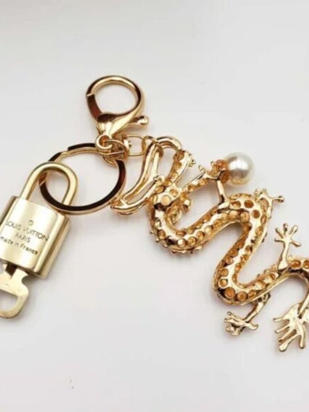 Authentic Louis Vuitton Gold Padlock 🔒 Key Set w/ Unbranded Dragon Bag Charm - Picture 7 of 9